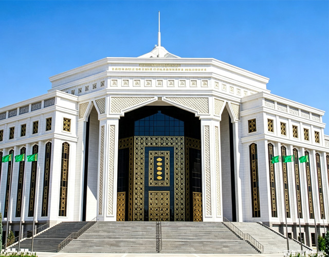 国立经济与管理学院